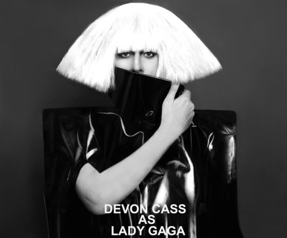 Devon-Cass-as-Lady-Gaga-compressor
