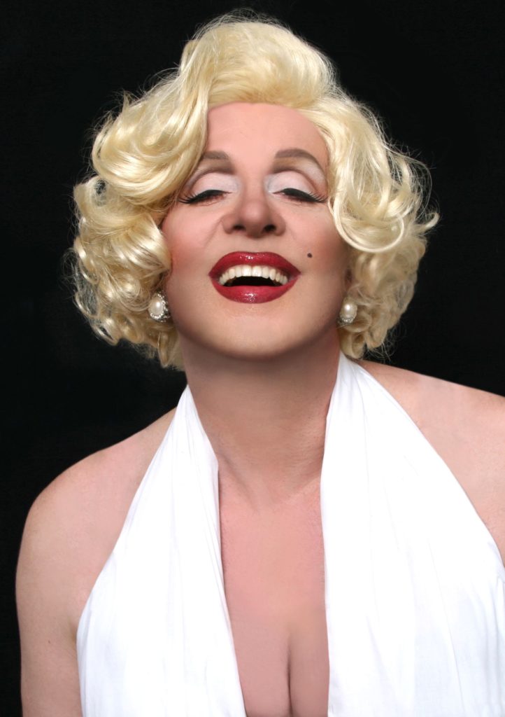 Kevan-Evon-as-Marilyn-Monroe-Tribute-artisit.-compressor